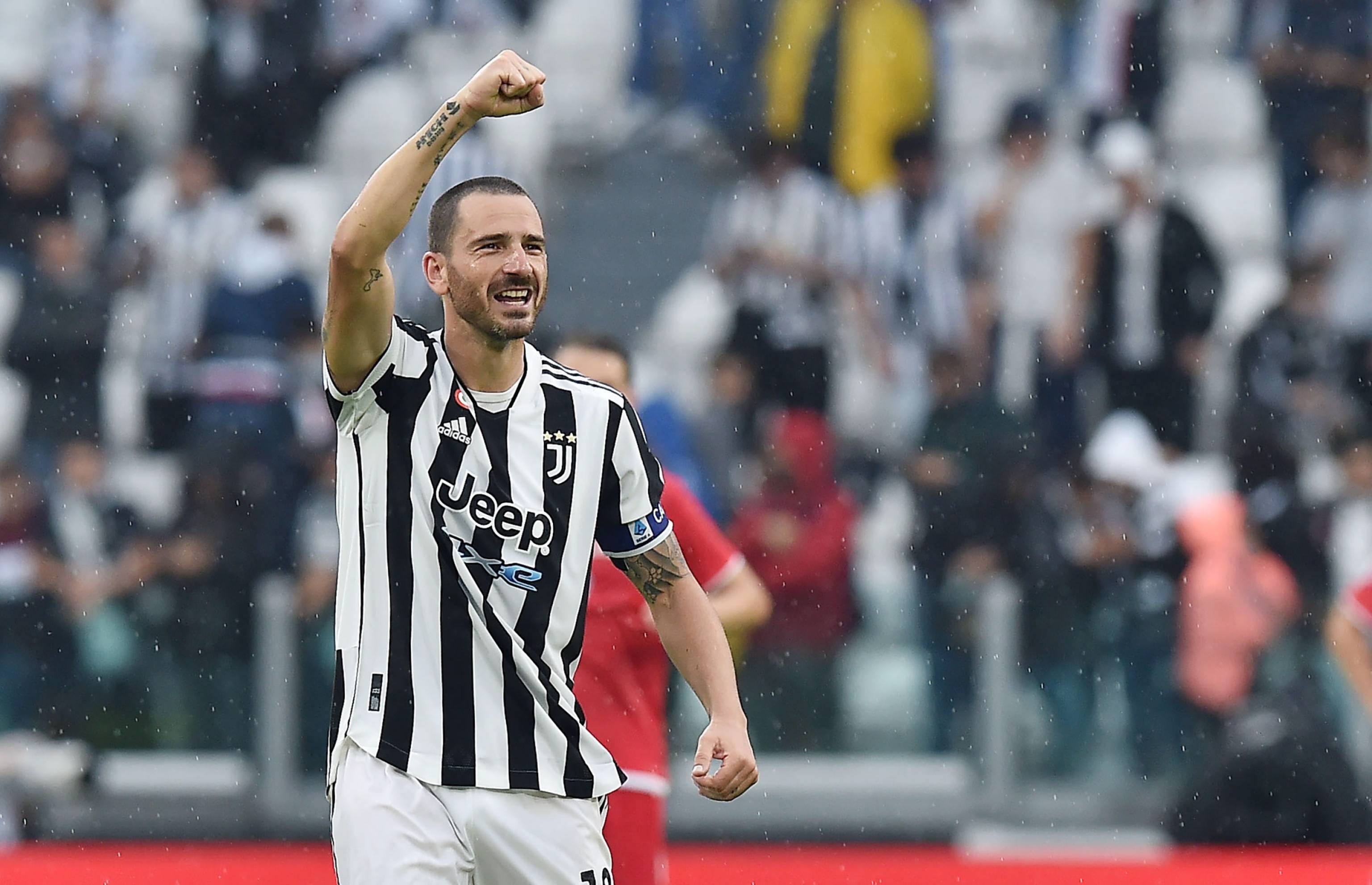 曼城瓜帅战术调整成功击败托特纳姆（瓜帅变阵奏效，曼城力克托特纳姆）