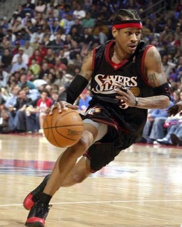 荷媒：利物浦有意阿尔克马尔新星斯密特，斯洛特对其很欣赏（荷媒：利物浦关注阿尔克马尔新秀斯密特，斯洛特青睐有加）