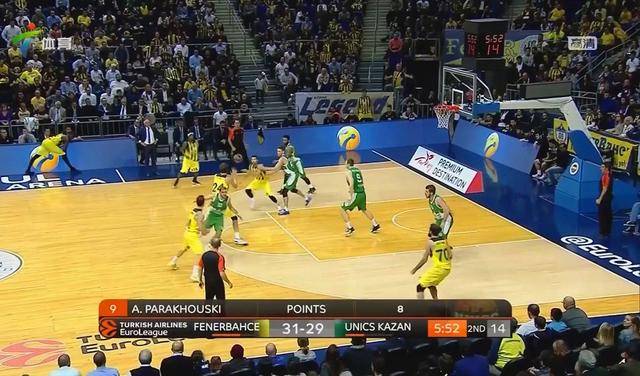 足球巴萨传奇出山担任俱乐部高层（巴萨名宿回归出任俱乐部高层）