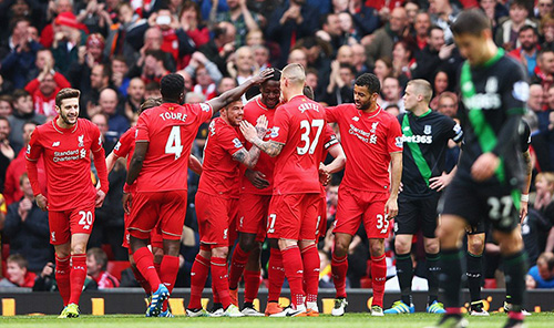 曼城瓜帅巧妙调整战胜热刺（瓜帅妙招助曼城击败热刺）