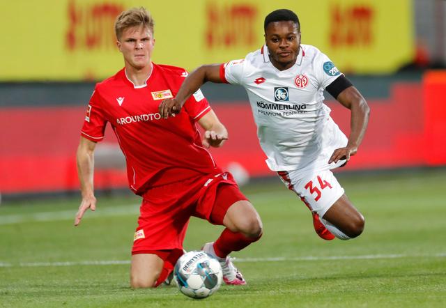 足球报：邵佳一确认当选中国国家队新任主帅！（《足球报》：邵佳一已确认出任中国国家队新主教练！）