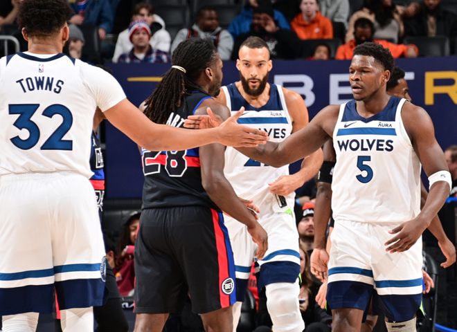 库马约尔杯半决赛：科内利亚诺1-3诺瓦拉、朱婷首发10分无缘决赛（库马约尔杯半决赛：科内利亚诺1-3不敌诺瓦拉，朱婷首发砍10分仍无缘决赛）