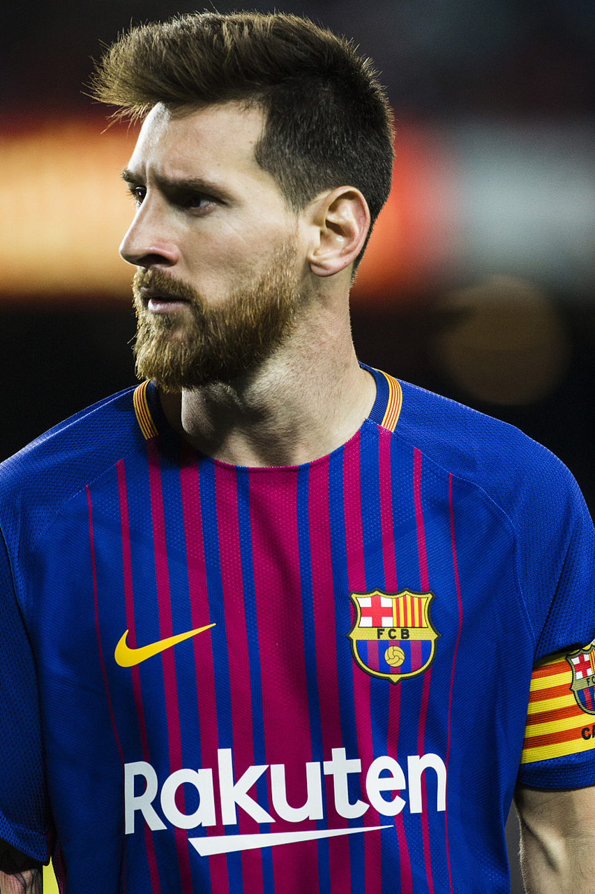 国脚连续助攻，带动全队节奏（国脚连送助攻，盘活全队节奏）