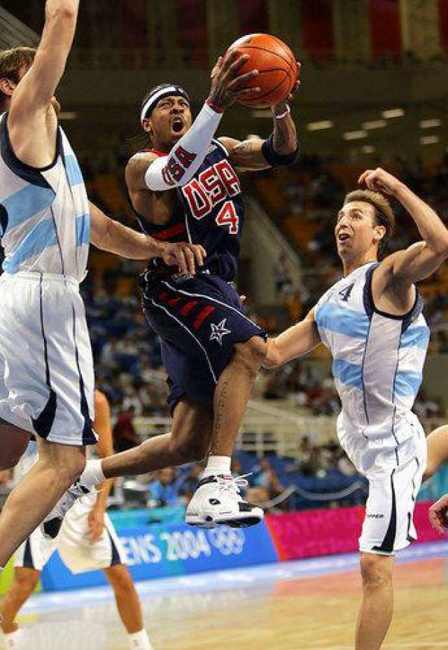 荷甲战报：罗兹破门，博尔赫斯扳平，费耶诺德1-1特温特（荷甲速递：罗兹先拔头筹，博尔赫斯追平，费耶诺德1-1战平特温特）