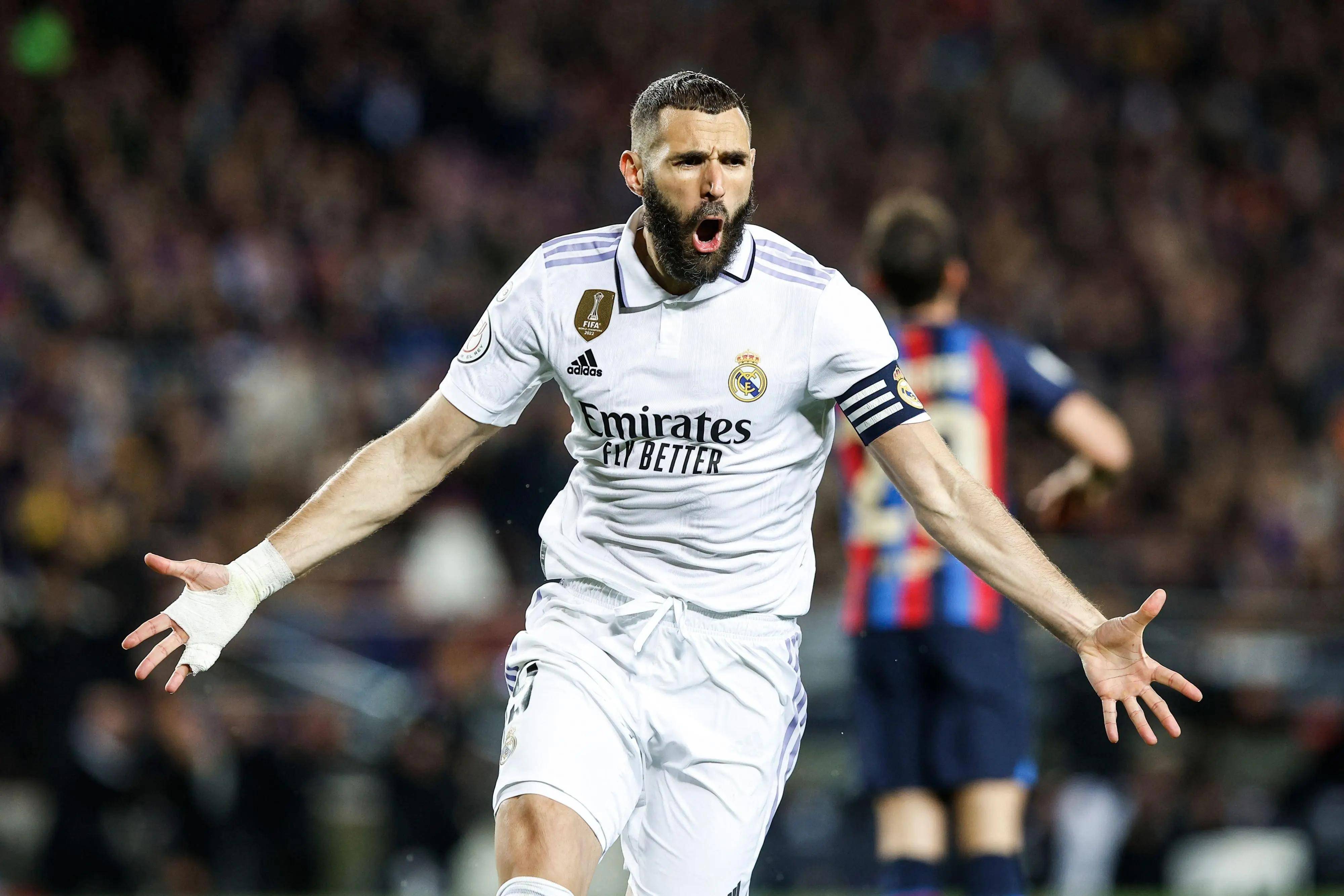 上海狂轰111分，三位外援得分全部上双，首战大胜39分（上海轰下111分，三外援齐上双，首战狂胜39分）