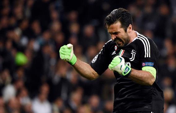 澳超半场：维迪奇补时扳平，奥克兰FC暂1-1布里斯班狮吼（澳超半场战报：维迪奇补时扳平，奥克兰FC暂与布里斯班狮吼1-1）