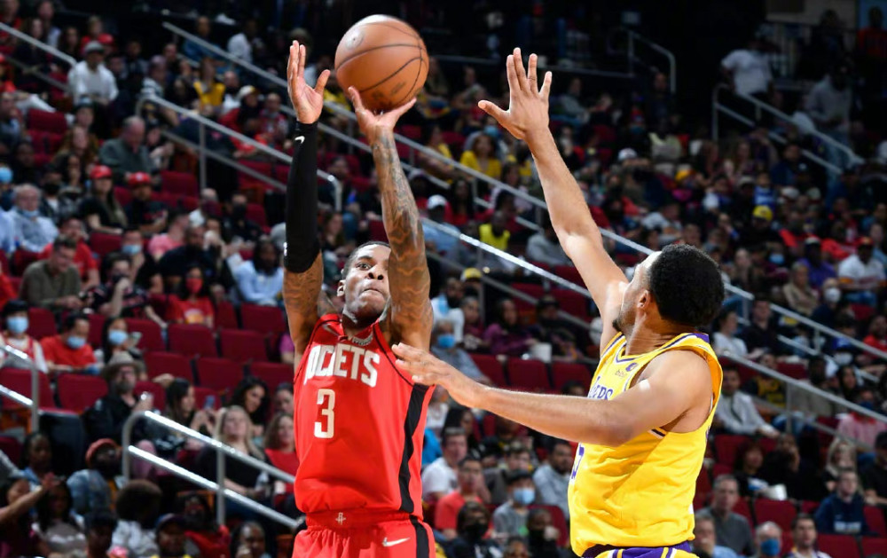 拜仁总监：确实联系过安东尼，还没有为欧冠打阿森纳而紧张（拜仁总监：已与安东尼沟通，欧冠战阿森纳暂不紧张）